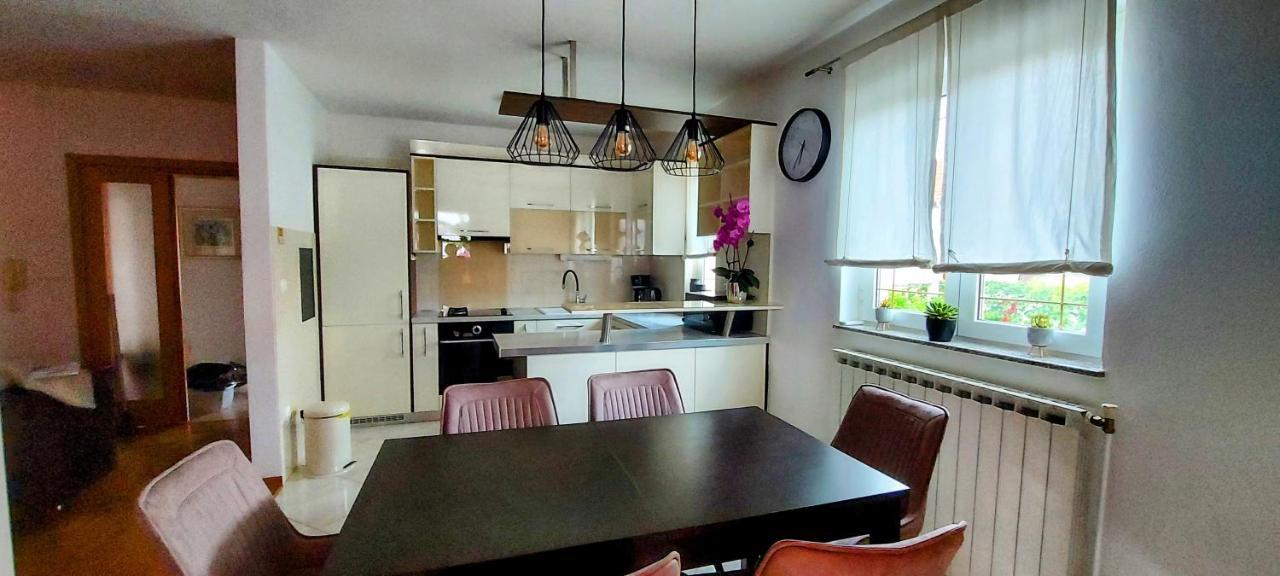 Apartments Tomic Biograd Na Moru Exteriör bild
