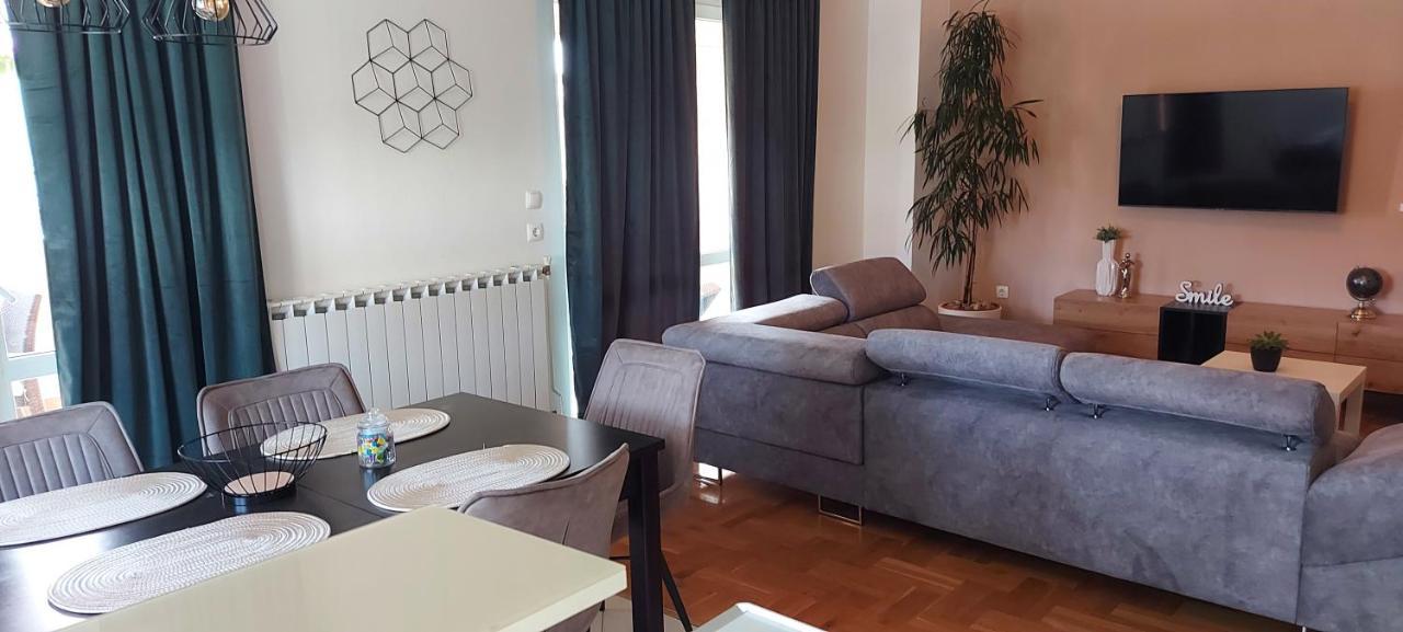 Apartments Tomic Biograd Na Moru Exteriör bild