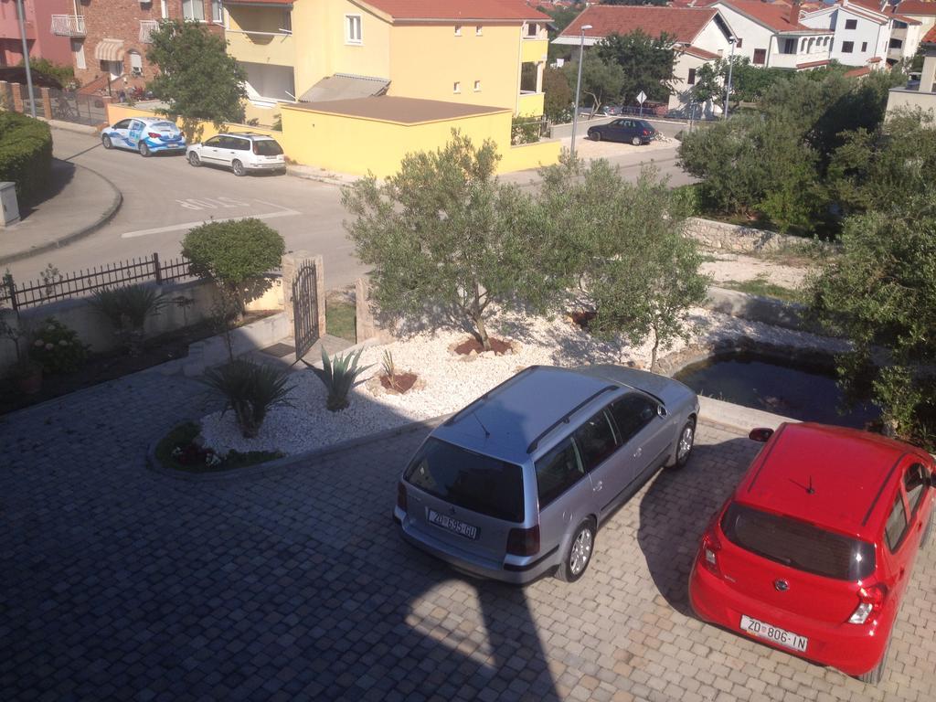 Apartments Tomic Biograd Na Moru Exteriör bild
